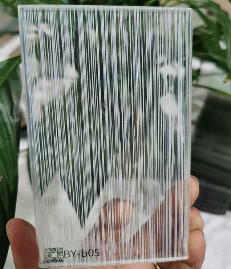 夹丝夹胶玻璃